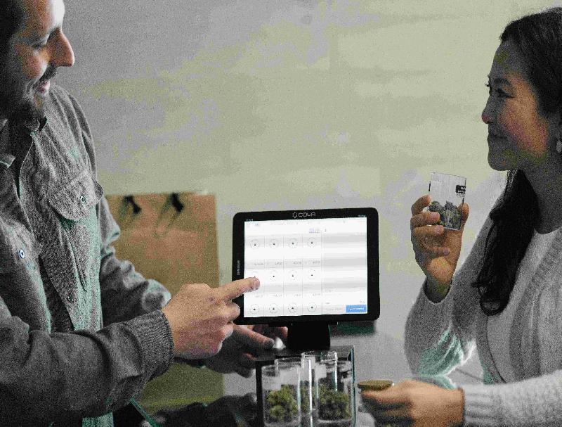 英文版呼叫中心系统对比本地系统的性能与成本评估